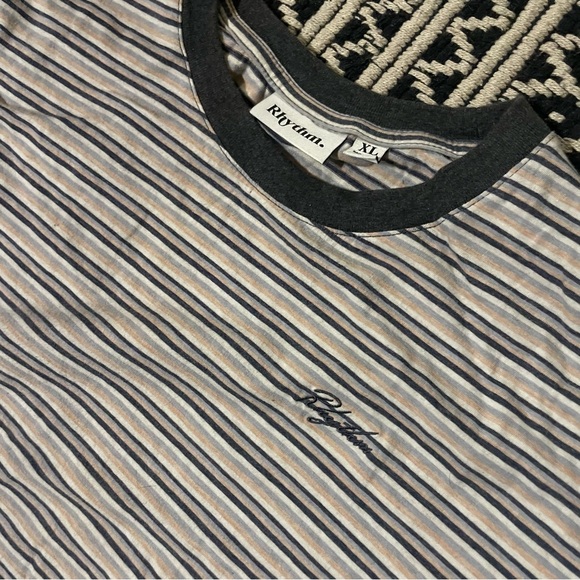 Mens XL Rhythm Striped T Shirt - Picture 2 of 2
